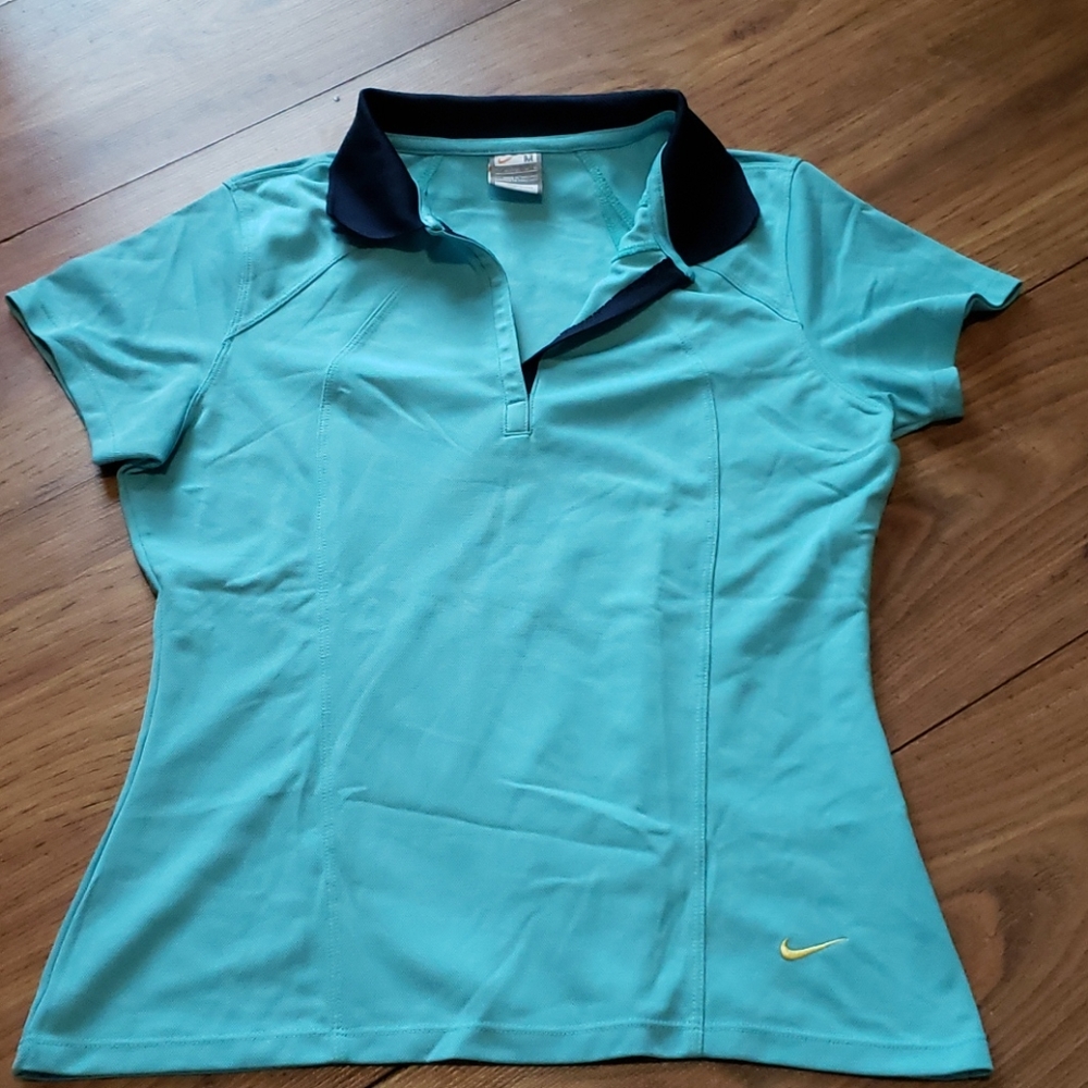 Nike fit dry M (8-10)